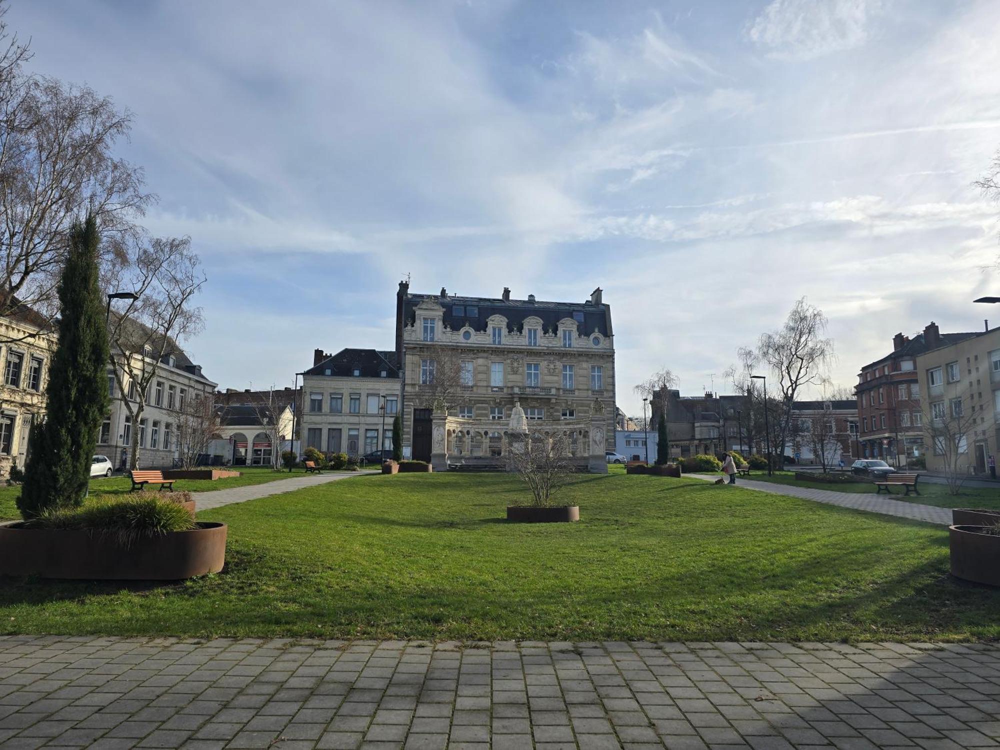 Appartement Hypercentre 301 +Wifi+Independant+ Cuisine Toilette Salle De Bain Privative Valenciennes Exterior photo